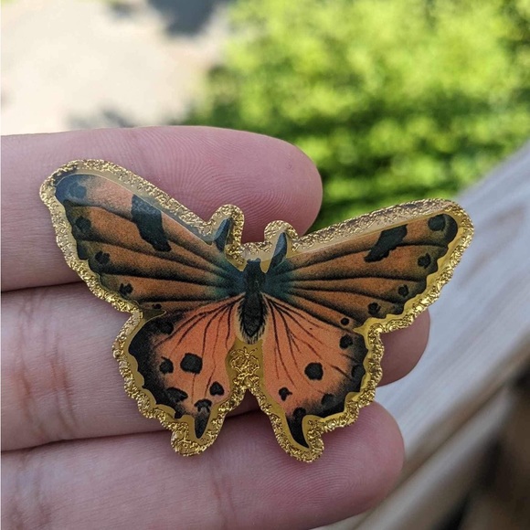 Vintage Butterfly Brooch - Picture 10 of 10